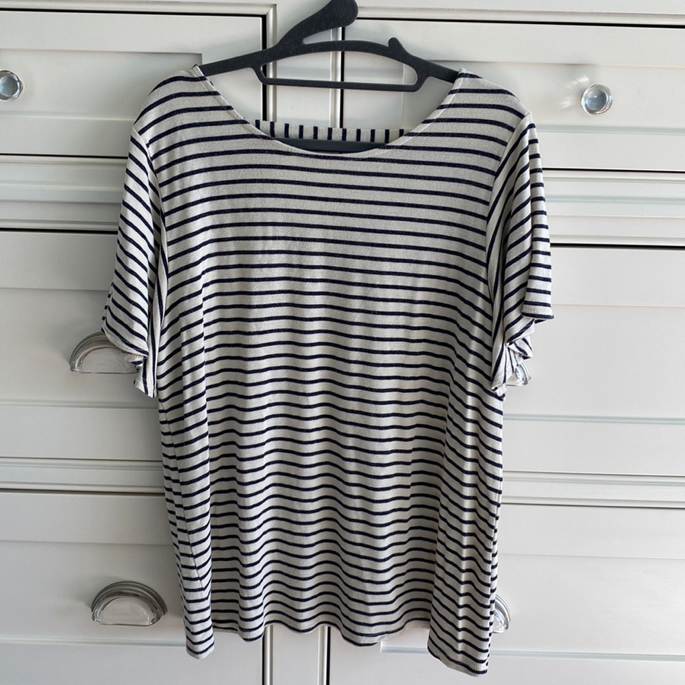 Pleione Women’s top